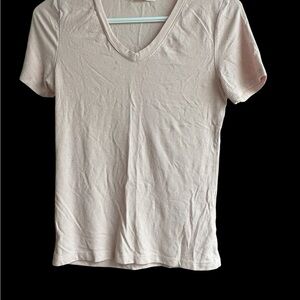 Active USA Light Pink V-Neck Short Sleeve Top